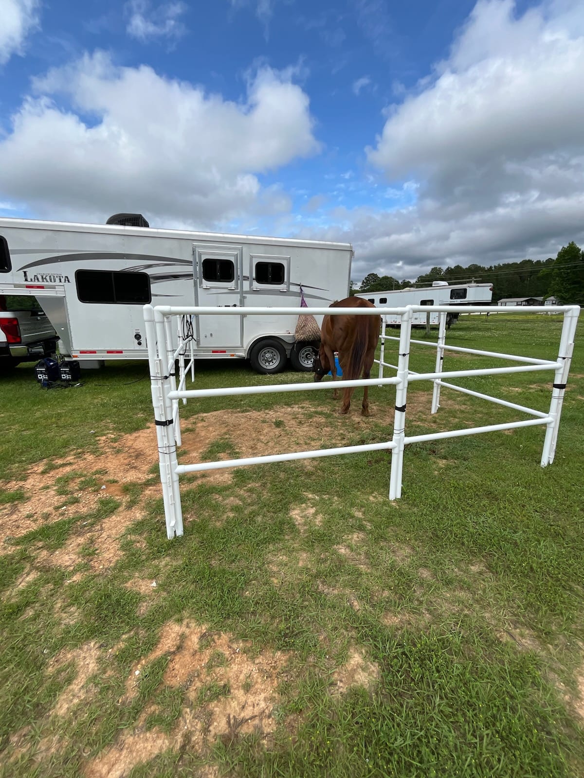 Modular Horse Corral Portable Panel Fencing: (Liberty 8 Panels; 3 Rails)