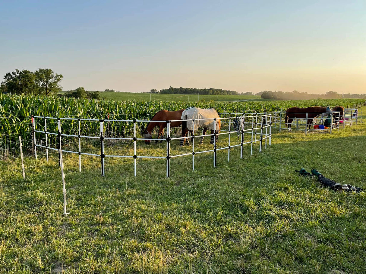 Ready Made Portable Horse Corrals: (EconoLine 10 Panels; 3 Rails)